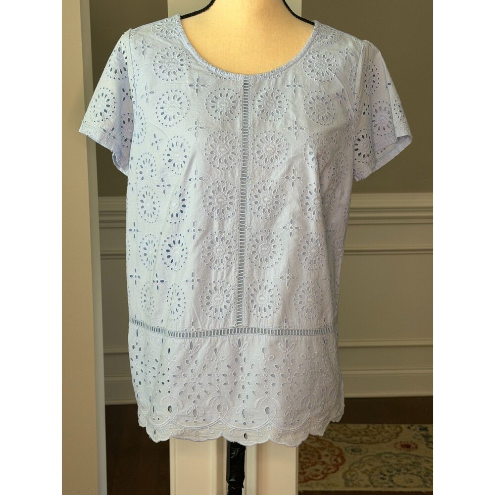 Crown & Ivy Sky Blue Eyelet Short Sleeve Top w/Knit Back Sz M
